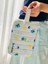 Load image into Gallery viewer, Essential Pouch
