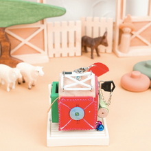 Load image into Gallery viewer, Farm House Busy Cube