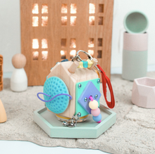 Load image into Gallery viewer, Fun House Busy Cube