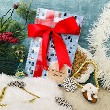 Load image into Gallery viewer, Christmas Busy Book