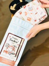 Load image into Gallery viewer, Essential Pouch
